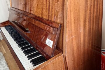 na prodaju pianino klavir ukraina vrsac